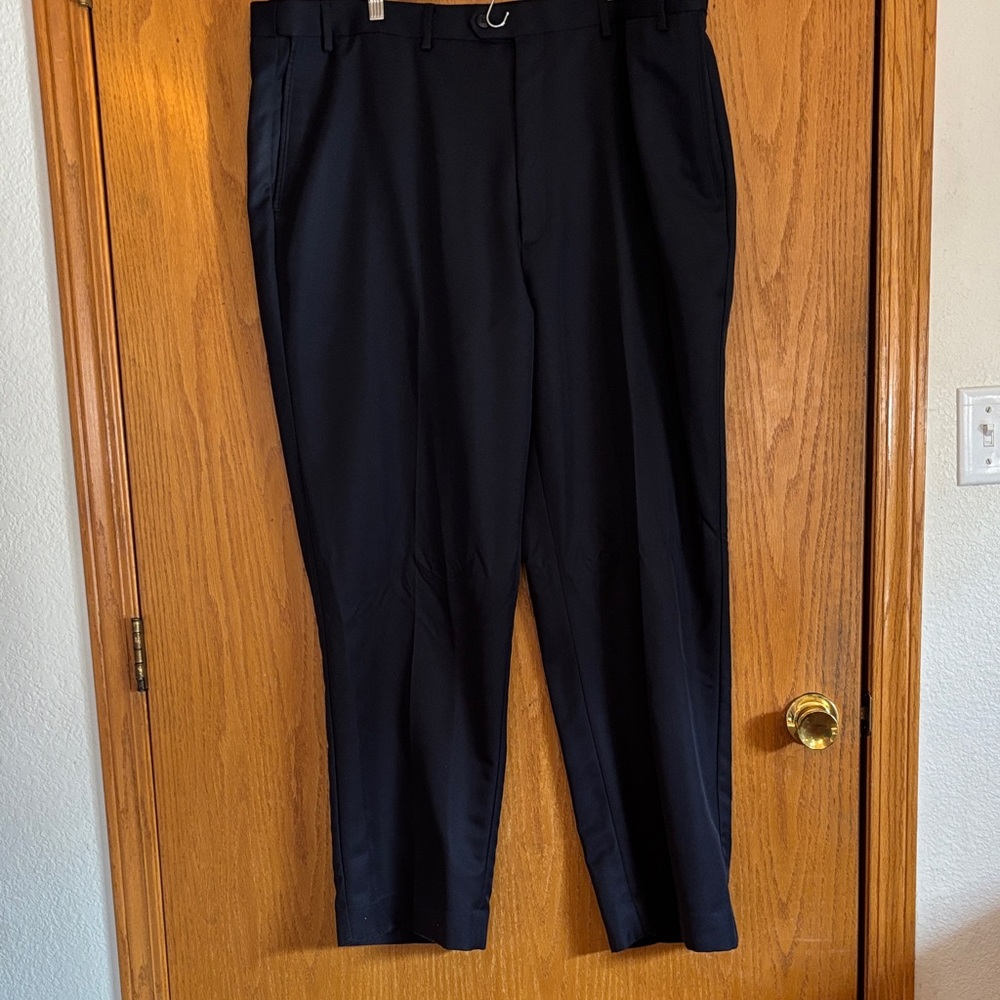 Roundtree & Yorke Black Mens Dress Pants